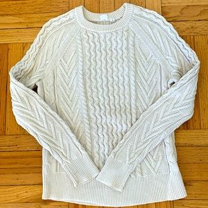 Gap cable knit crew